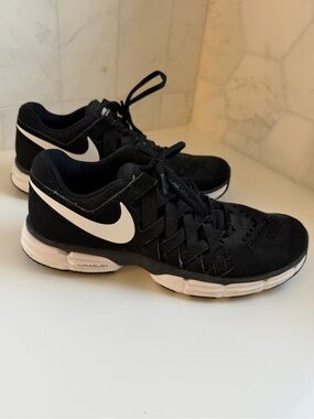 Nike Men’s Black Running Shoes